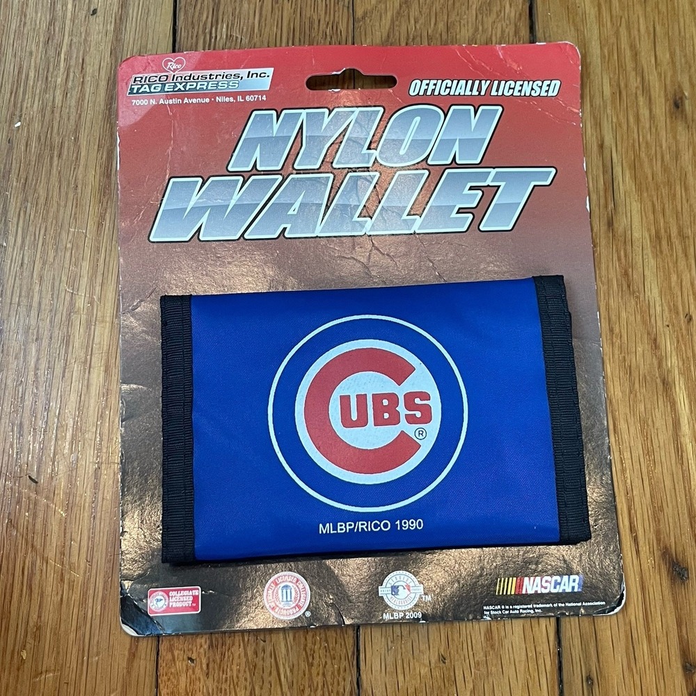 NWT Chicago Cubs Trifold Nylon Wallet Baseball MLB